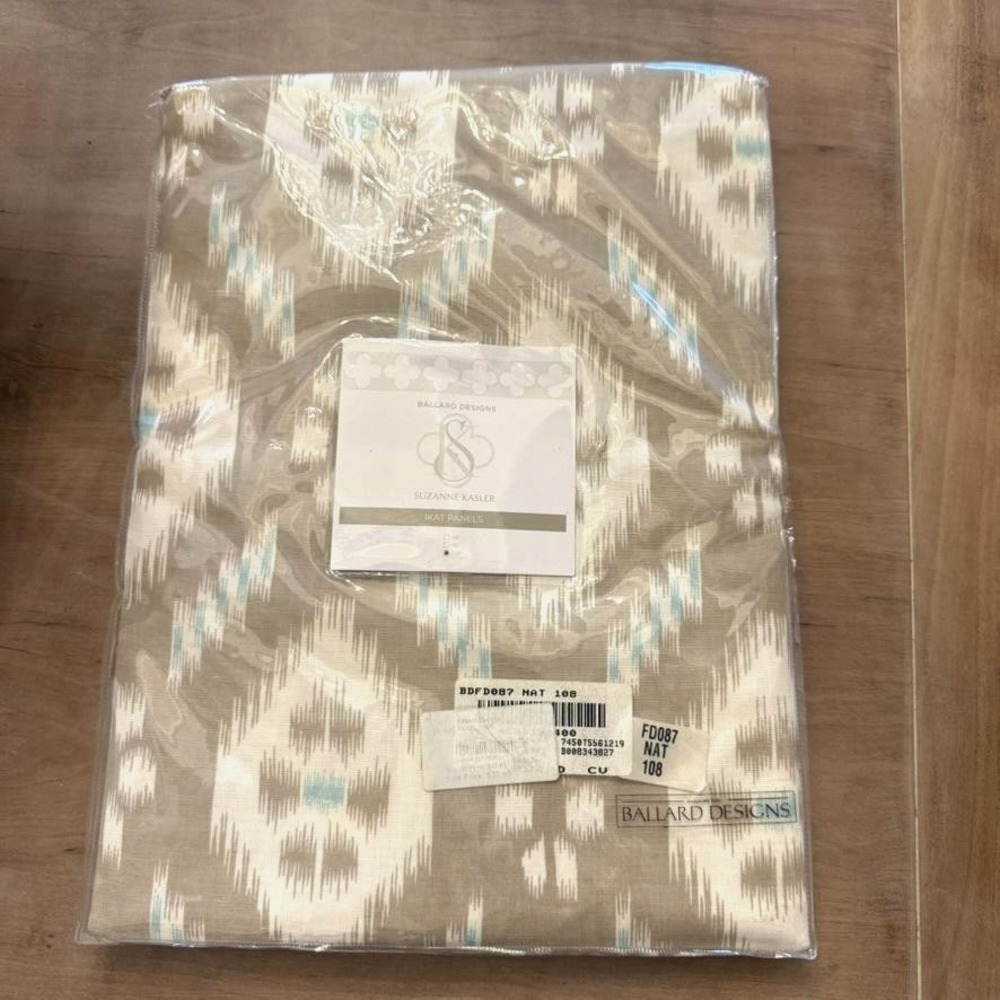 NIB Ballard Designs Suzanne Kasler‎ Ikat Curtain Panel 108in Natural Aqua Linen